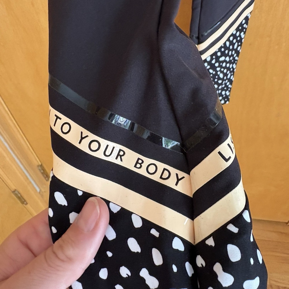 Sarah's Day x White Fox Active Blackout Leggings • X Small - Picture 3 of 12